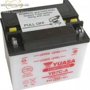 YB7C-A  12V, 8Ah kép